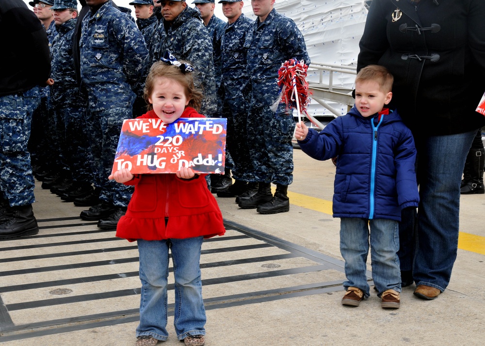 USS Albany homecoming in Norfolk
