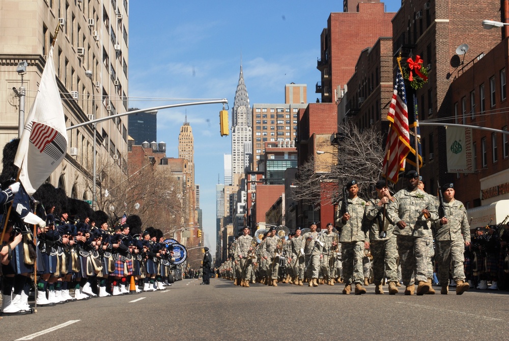 New York National Guard's 69th Infantry leads world's largest Irish Heritage celebration