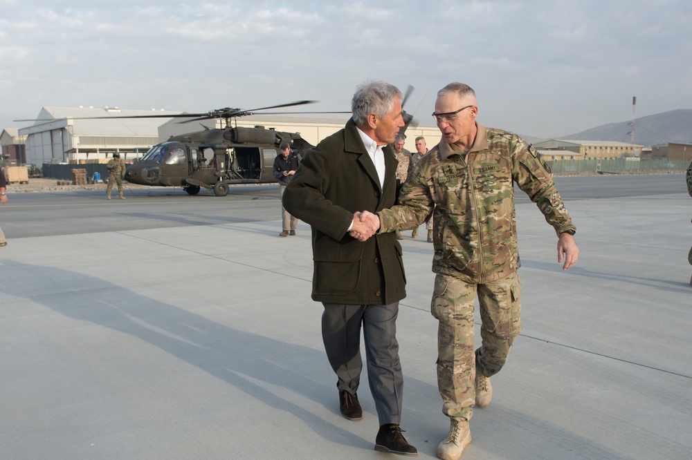 US Secretary of Defense visits Kabul, Afghanistan