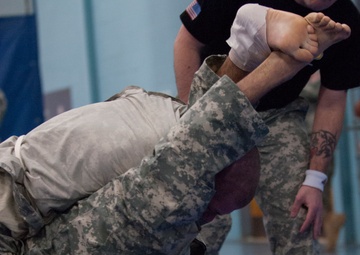 Soldiers compete at 372nd Engineer Brigade's Best Warrior Competition