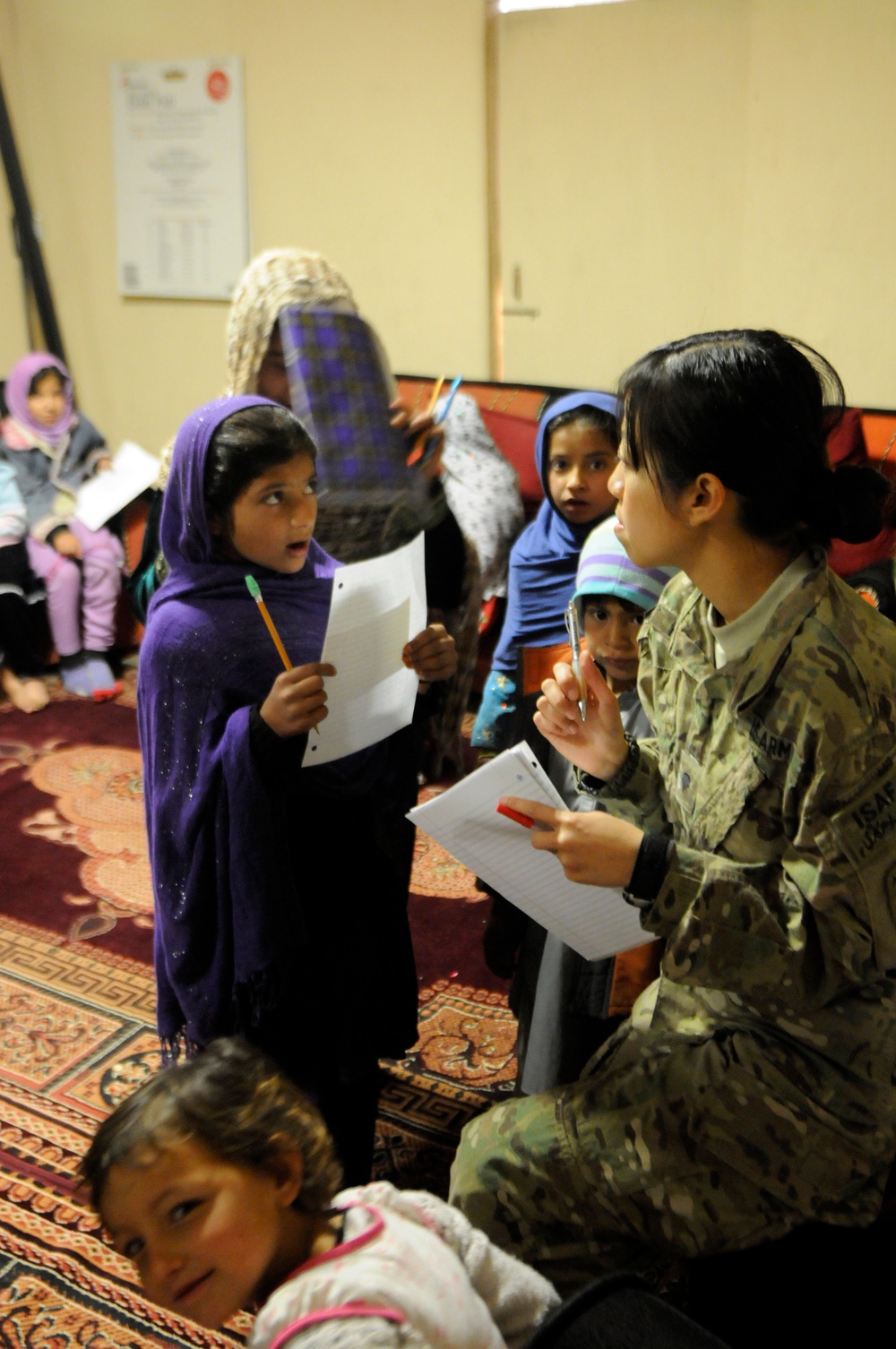 Teaching English to Afghan children