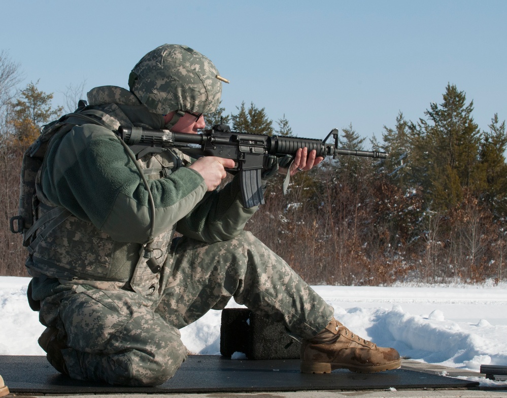 Soldiers compete at 372nd Engineer Brigade's Best Warrior Competition