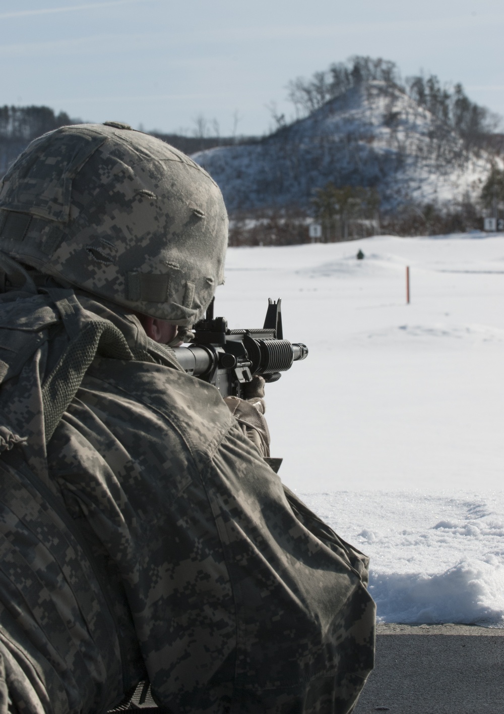 Soldiers compete at 372nd Engineer Brigade's Best Warrior Competition