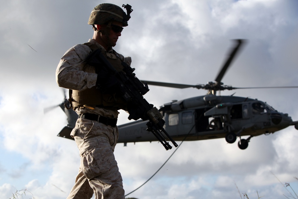 Marines Fast Rope During Guahan Shield