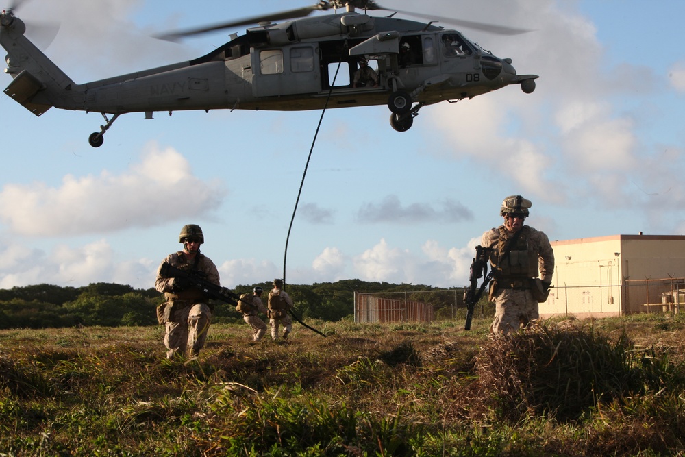 Marines Fast Rope During Guahan Shield