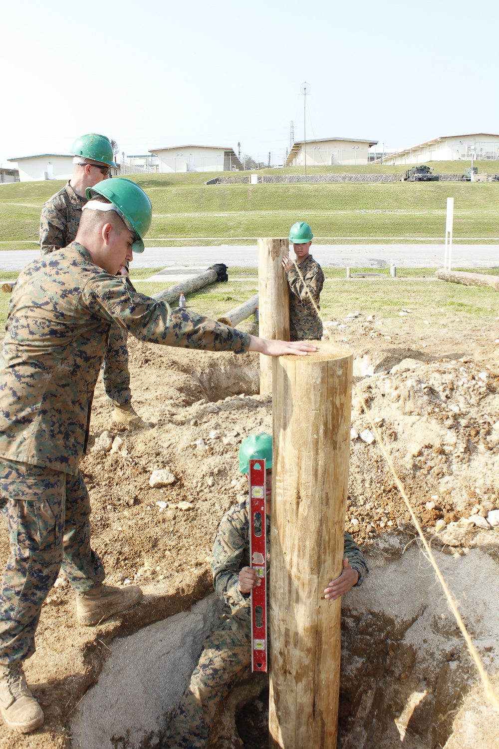 Engineers build obstacle course on Camp Courtney