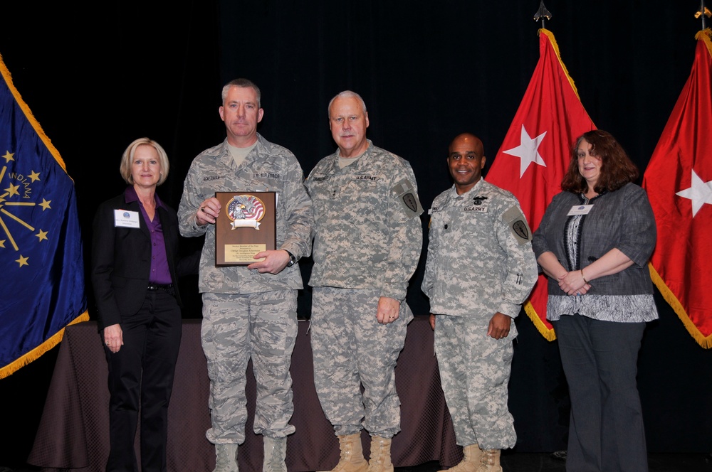 2013 Family Readiness Group Awards