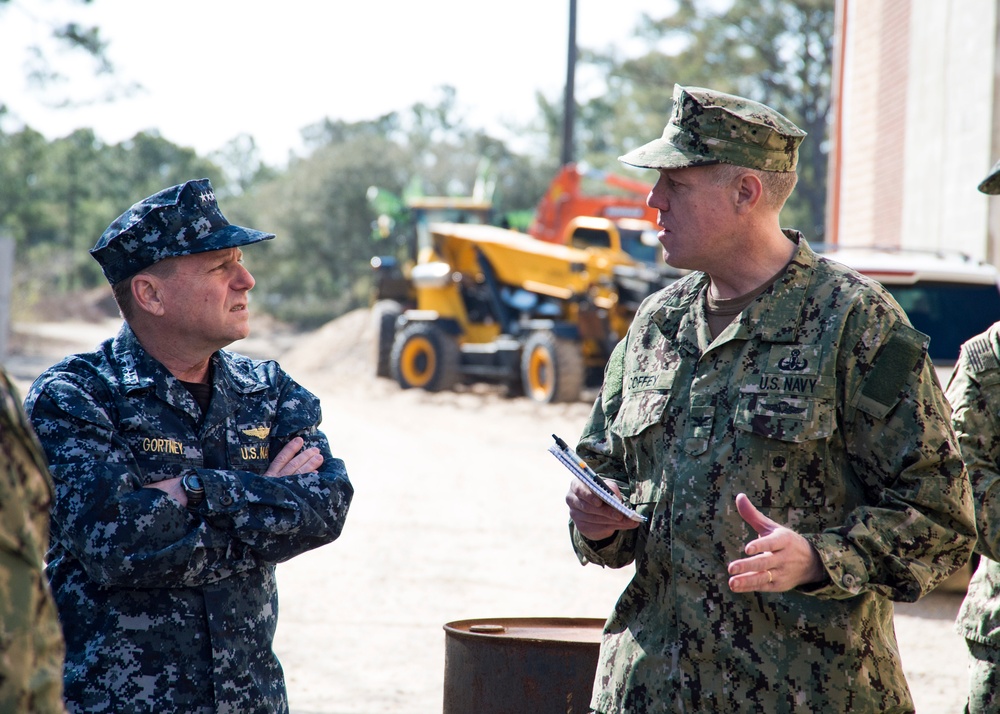Adm. Bill Gortney visits EODTEU 2
