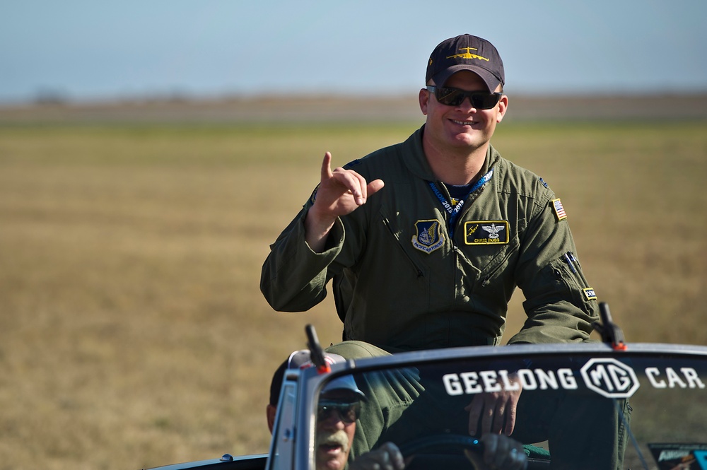 PACAF strengthens partenerships during 2013 Australian International Airshow