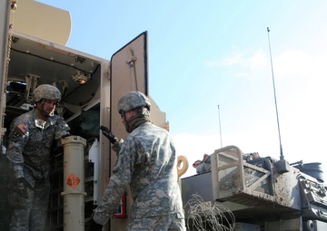 SC National Guard's 1-178 Field Artillery lights up sky over Fort Stewart