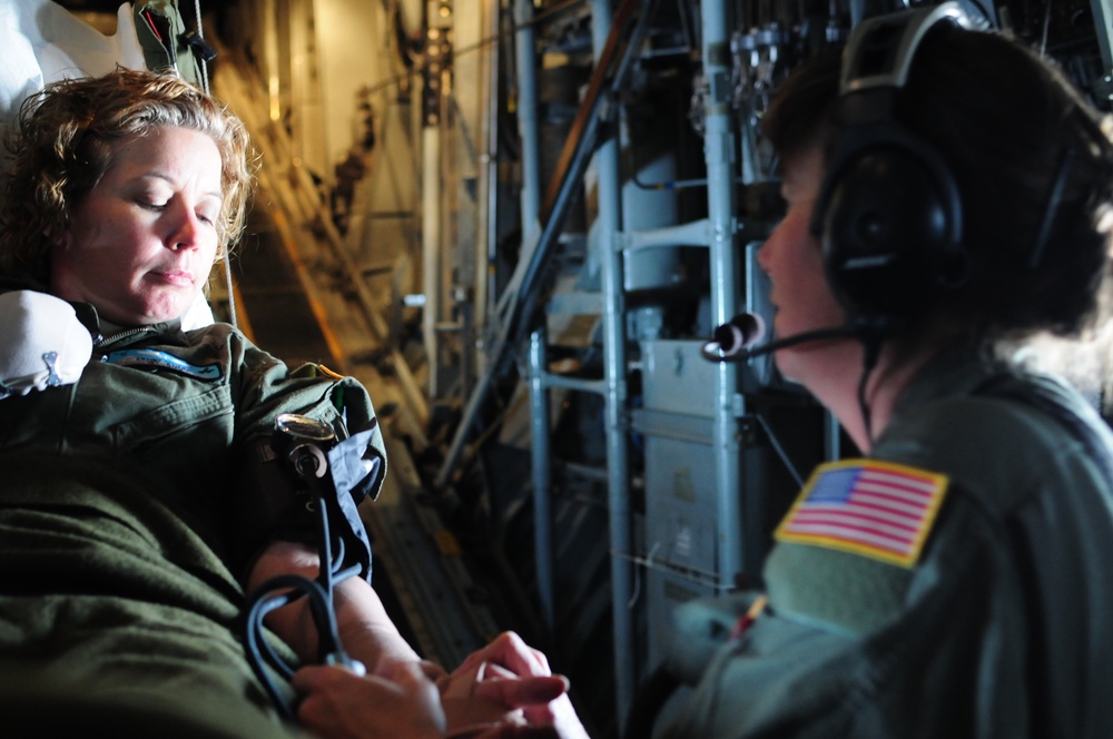 Wyoming Air National Guardsmen train to save lives in the air