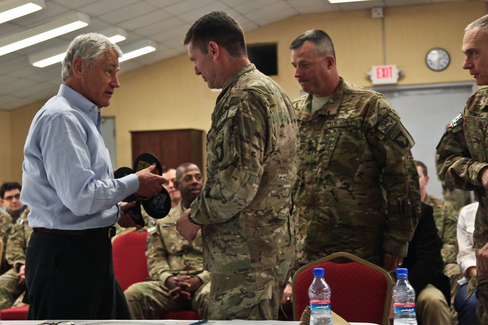 Secretary of Defense visits Forward Operating Base Fenty