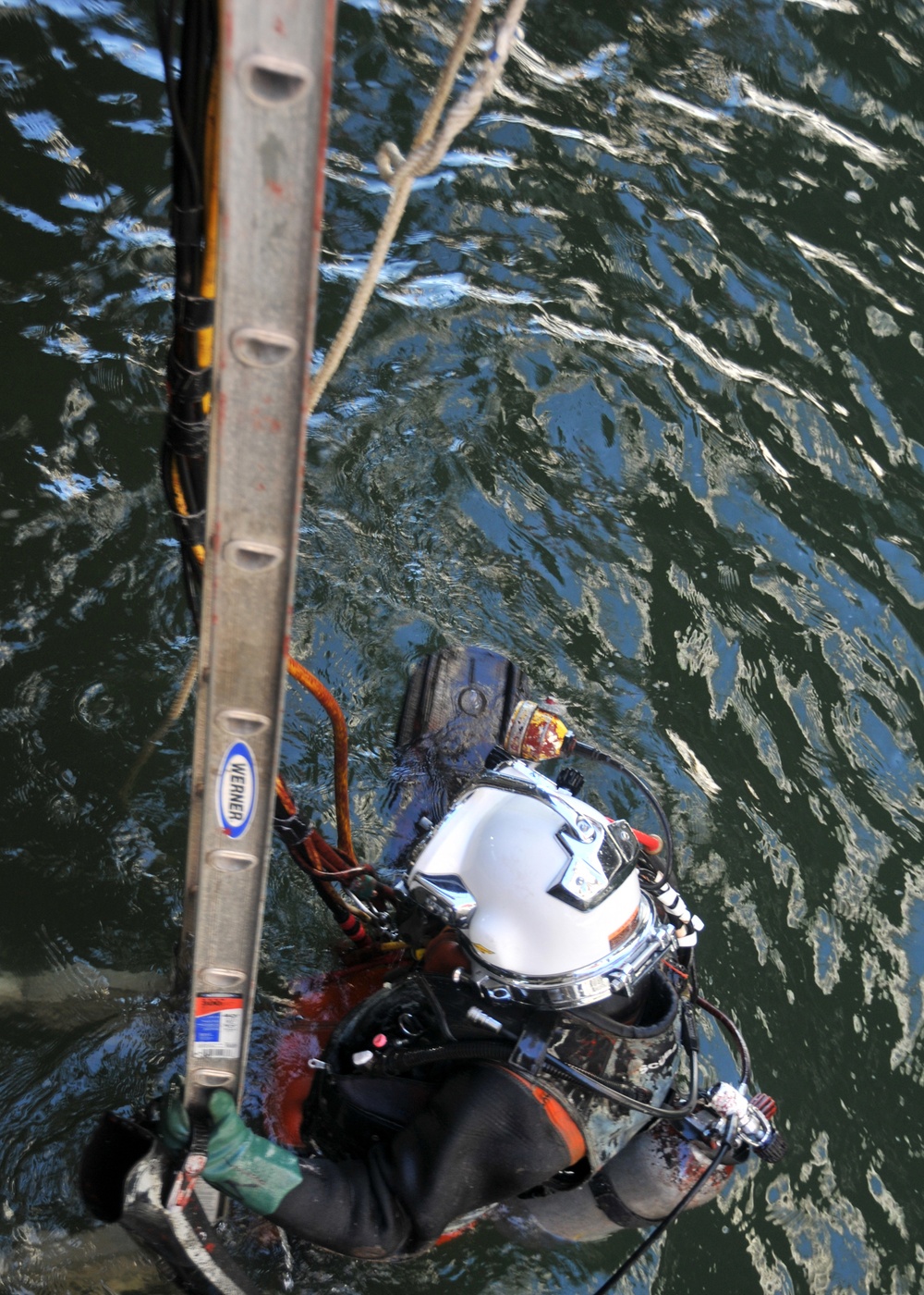 USS Abraham Lincoln maintenance