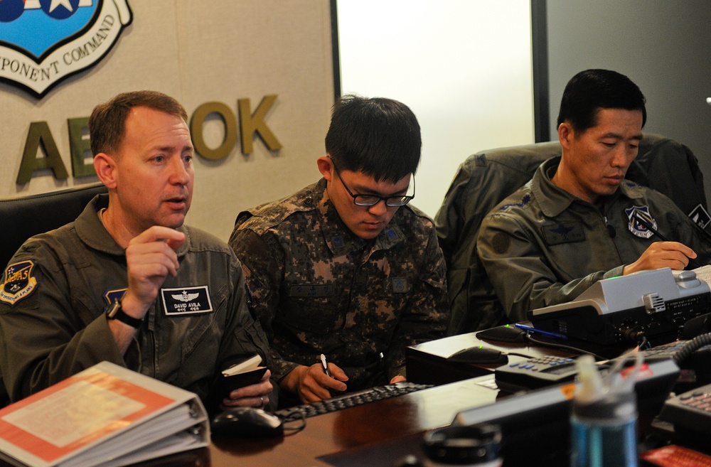 Command Staff briefing