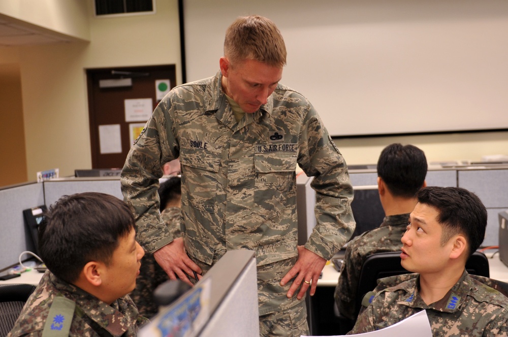 7th AF CALC keeps ROK, US mission moving forward