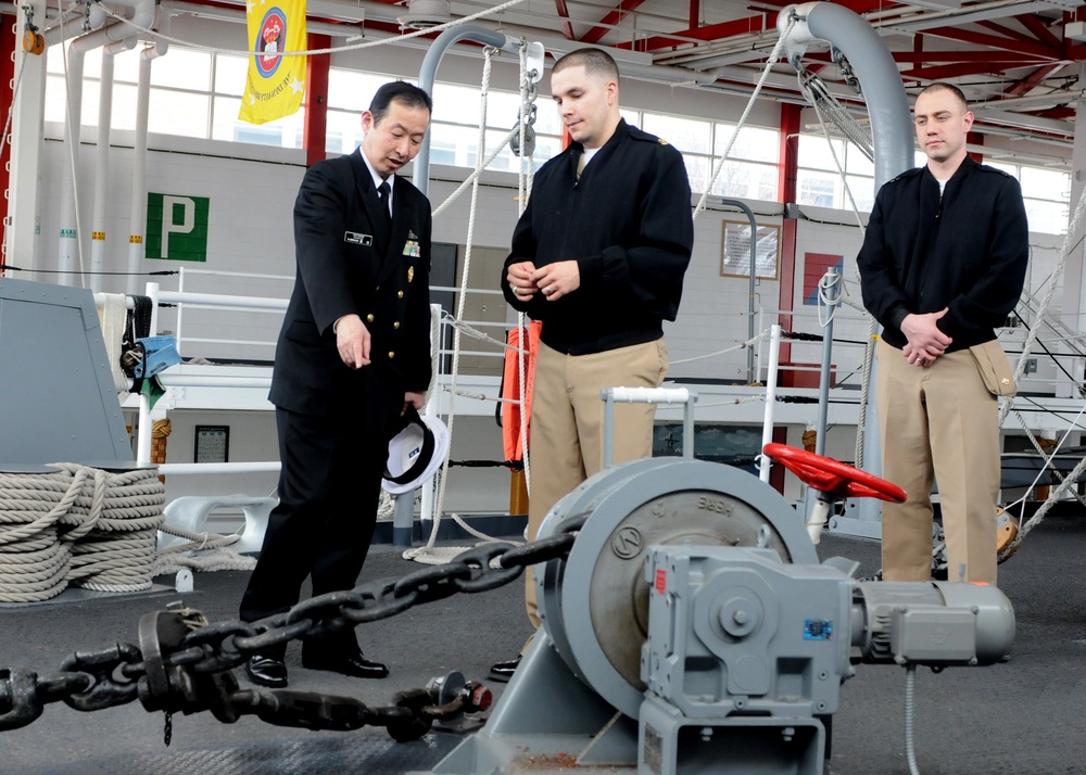 JMSDF officers tour naval facilities