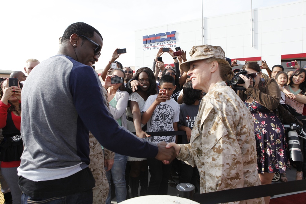 Diddy visits Marines for Day of Honor