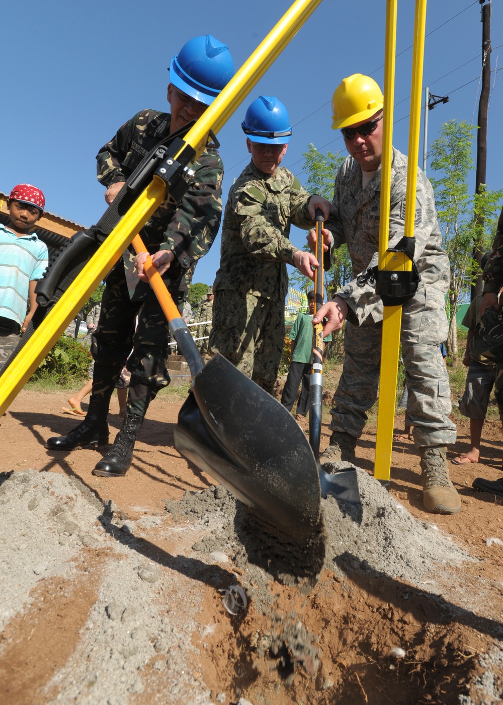BK13 - Omaya school groundbreaking