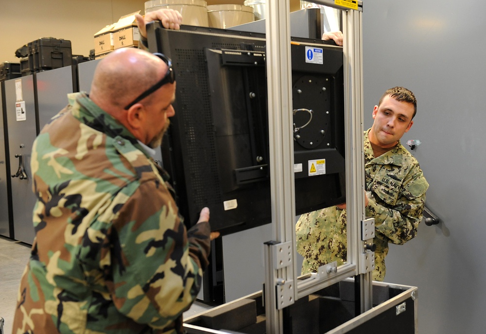 Joint Task Force Civil Support conducts equipment load out