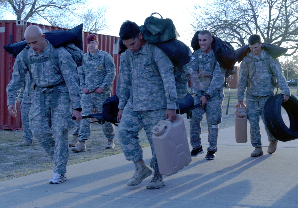 Special ops PT preps soldiers for selection