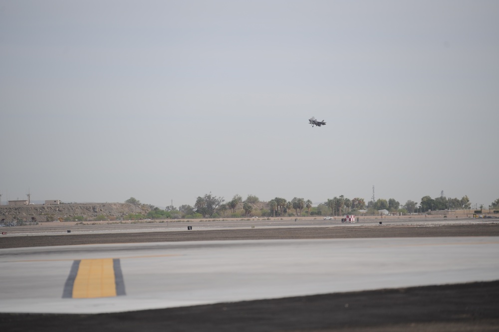 F-35B Vertical Landing
