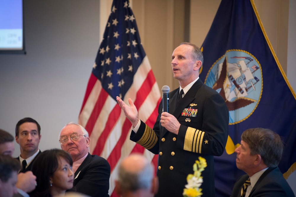 CNO speaks at luncheon