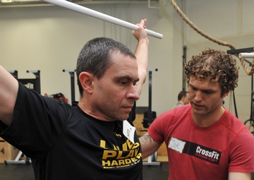 Indiana soldiers get their 'swoll' on with CrossFit