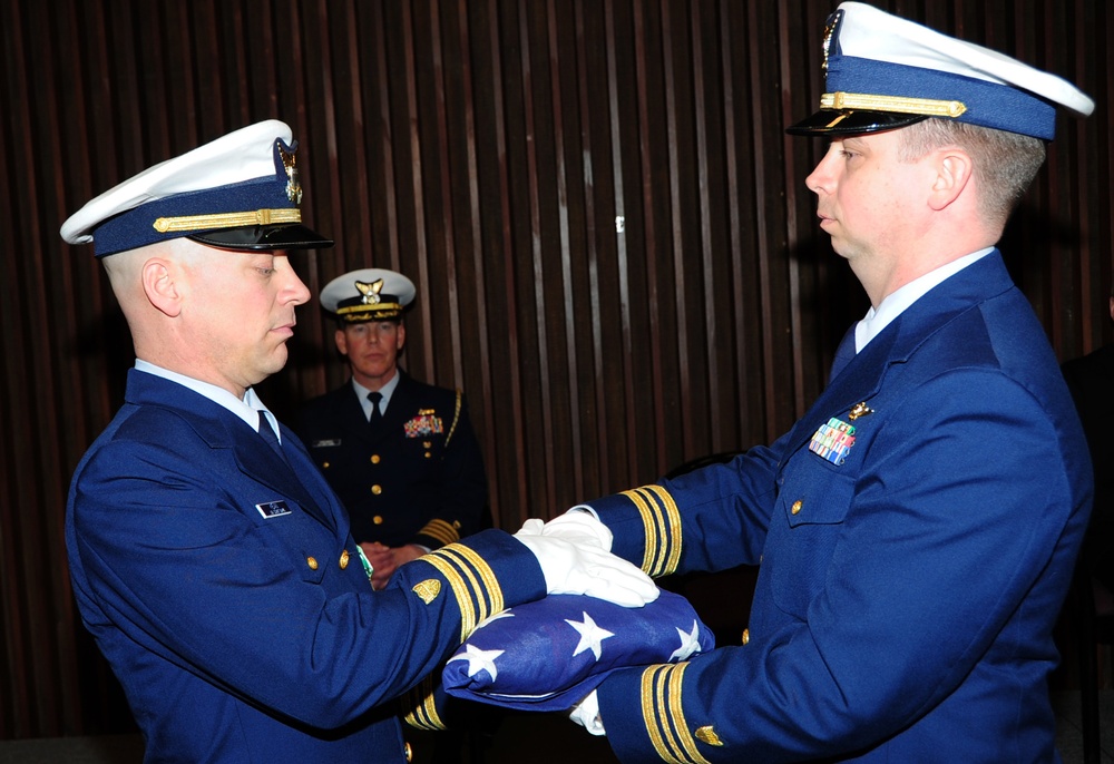 Coast Guardsman retires after 27 years of military service