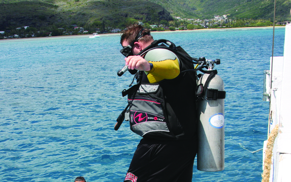 Marine environment benefits wounded warriors