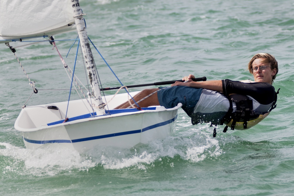 Hawaii Youth Sailing Association beats to windward at base marina