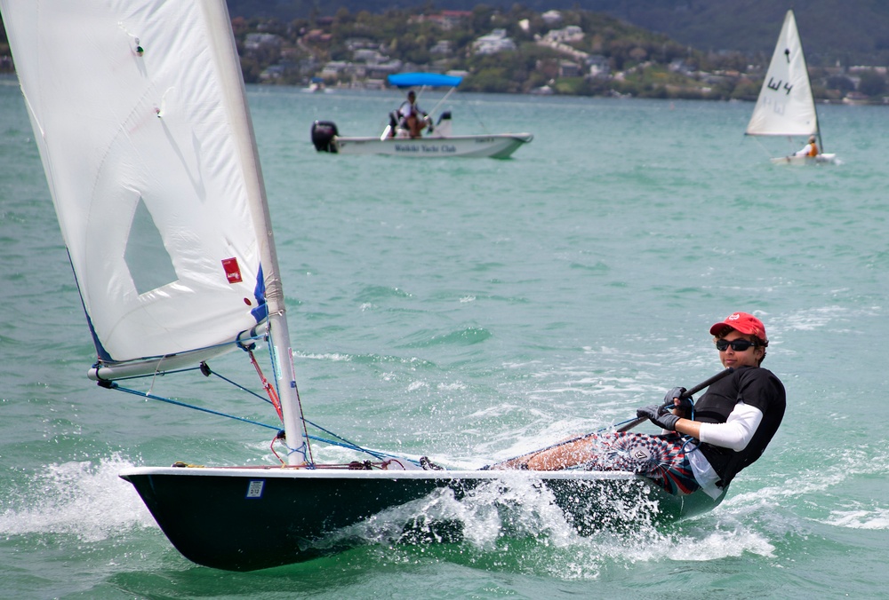 Hawaii Youth Sailing Association beats to windward at base marina