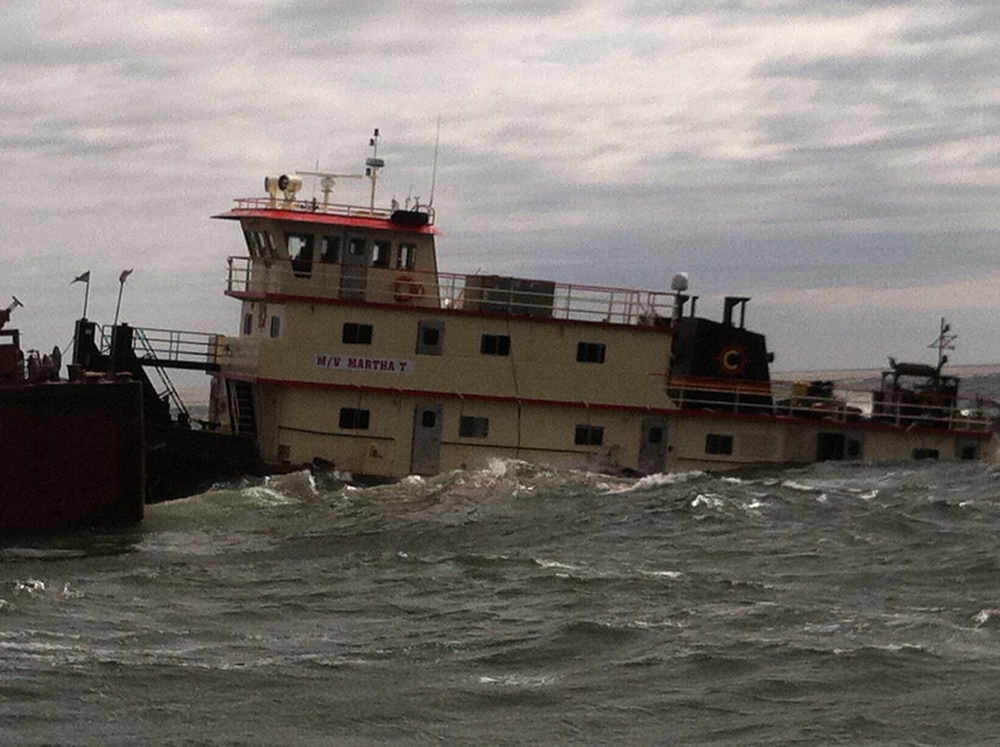 Uninspected towing vessel grounds near Horn Island Pass