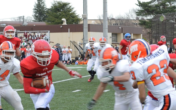 Nile C. Kinnick All-Stars participate in the 2013 Tomodachi Bowl