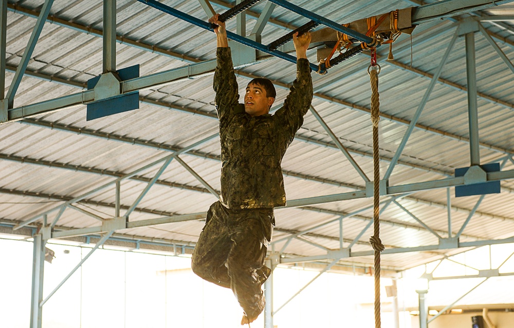 French forces desert survival combat course