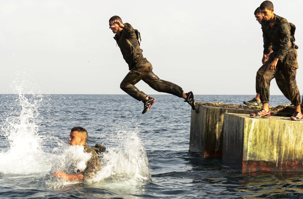 French forces desert survival combat course