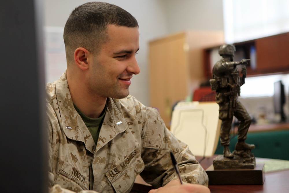 2nd Marine Division officer wins Logistician of the Year award