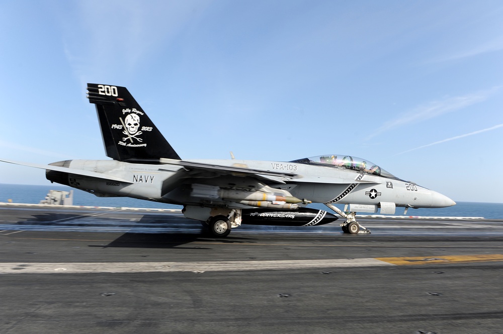 F/A-18F Super Hornet aboard USS Dwight D. Eisenhower