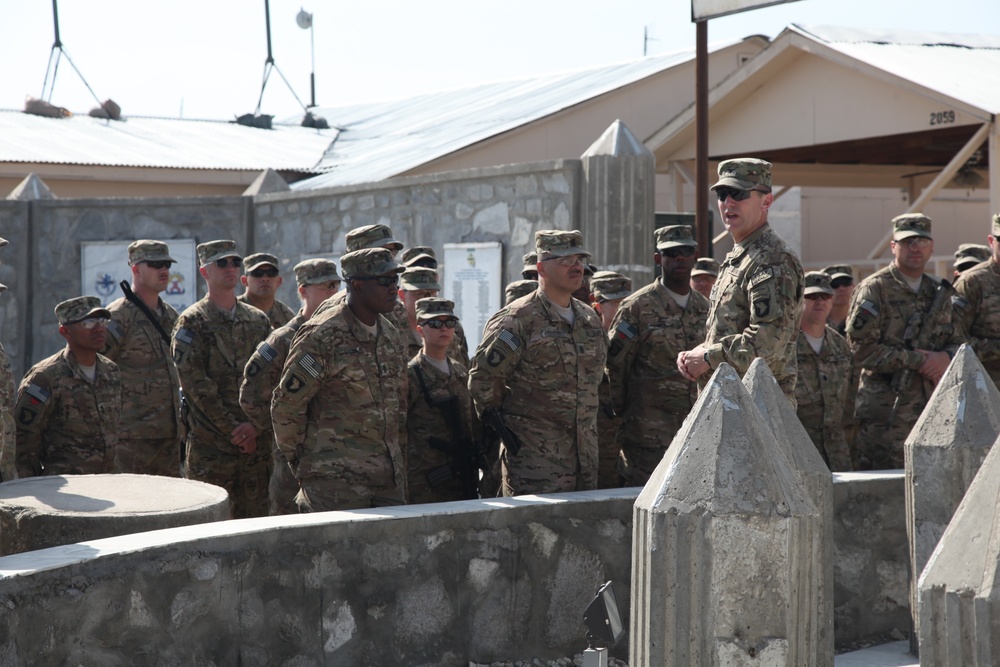 1st BCT, 101st Airborne Division awards ceremony