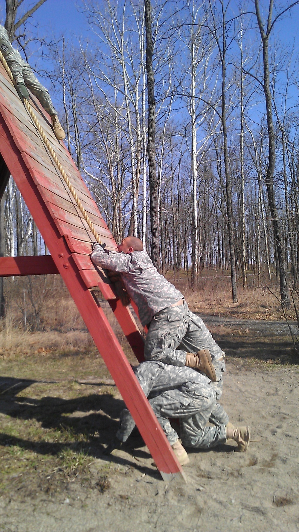 152nd Cav troops tackle team-building obstacle course