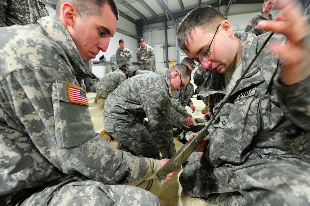 &quot;Timber!&quot; Paratroopers cut down trees with explosives