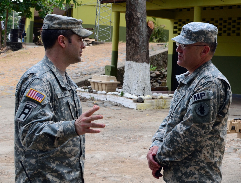 Staff visit to Joint Task Force Jaguar in El Salvador