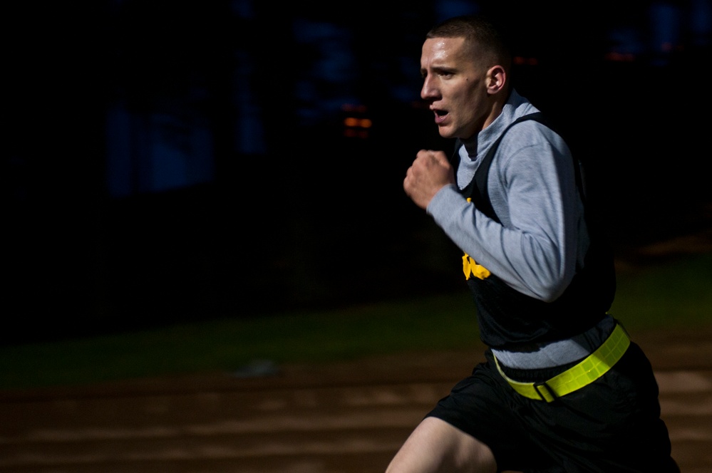 Paratroopers begin NCO, Trooper of the Year with PT test