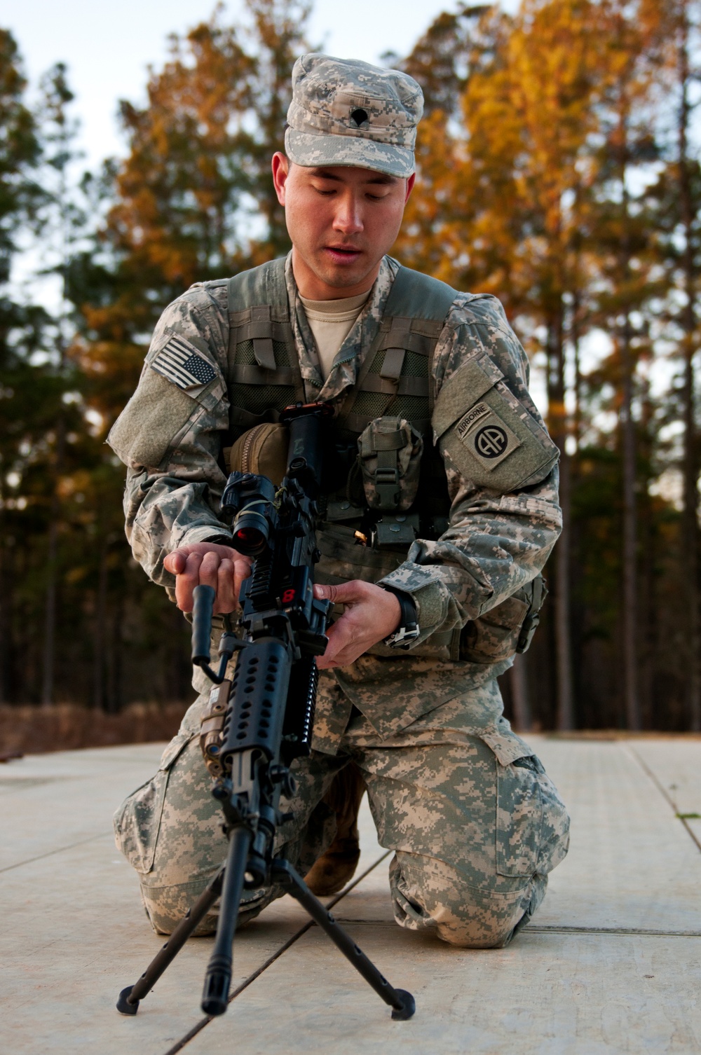 Trooper of the Year competitor performs Warrior Tasks