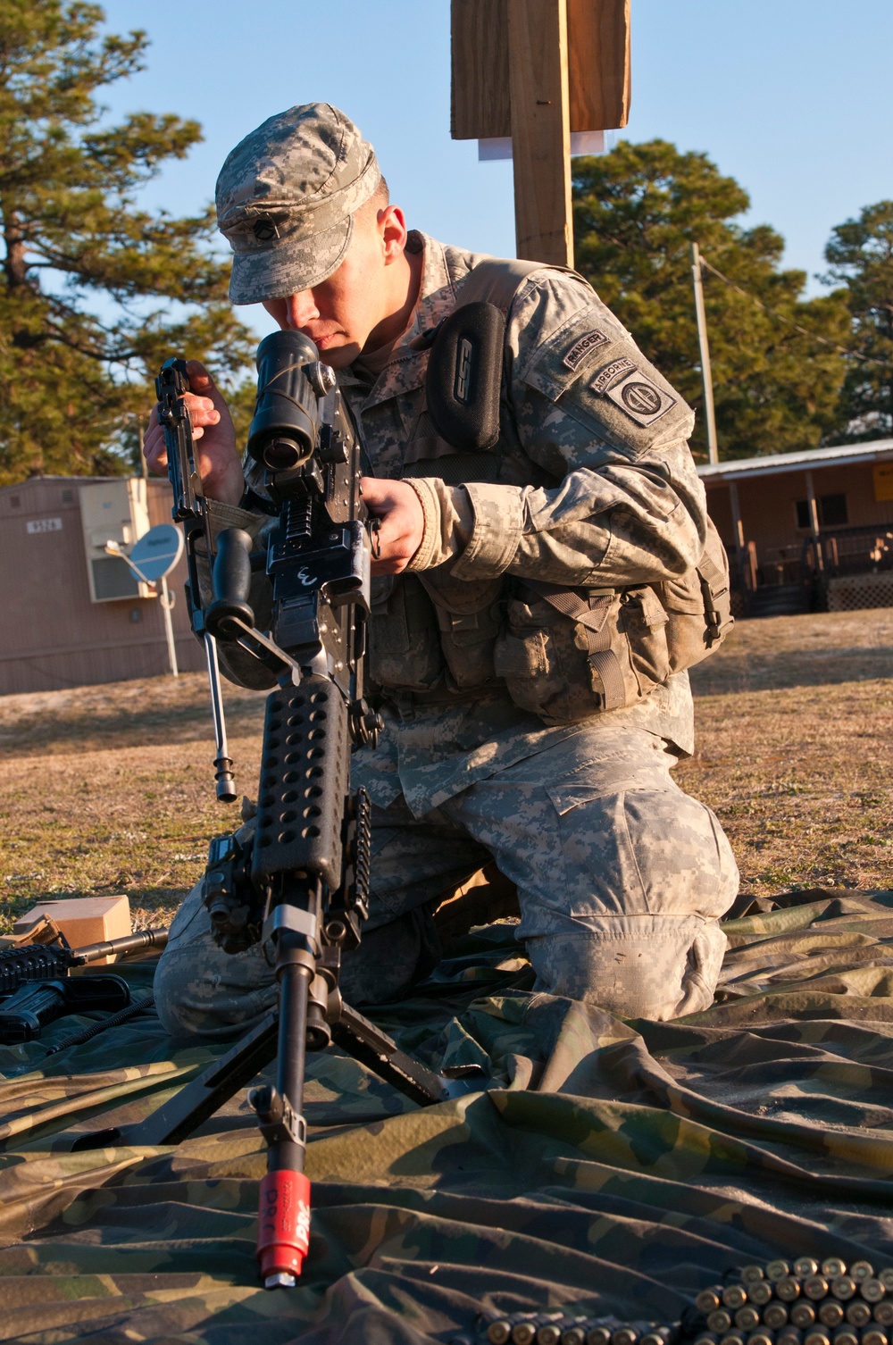 NCO of the Year candidate performs Warrior Tasks