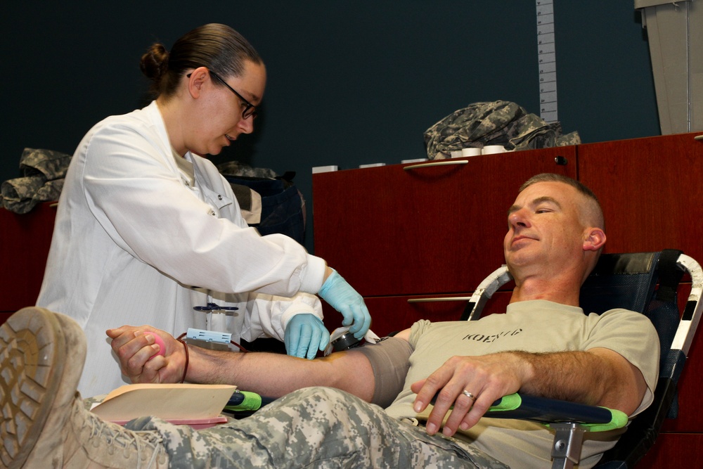 17th Fires Brigade hosts ASBP blood drive