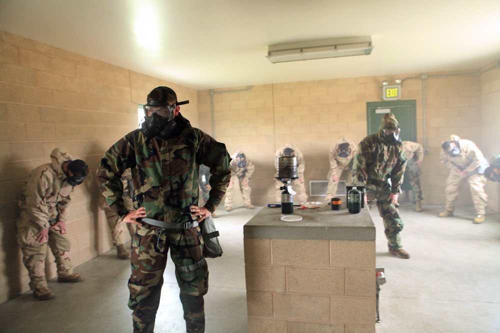 I MHG Marines conduct annual gas chamber training