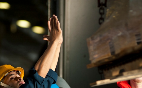 USS Nimitz replenishment