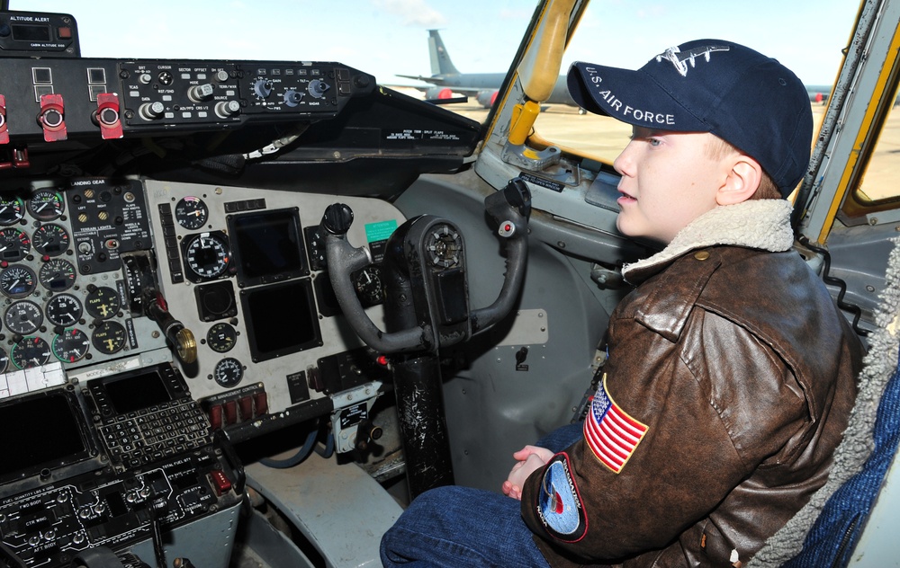 ‘Mighty Eagles’ welcome local boy
