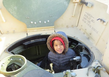 Cavalry soldiers visit Heartland Elementary for career day