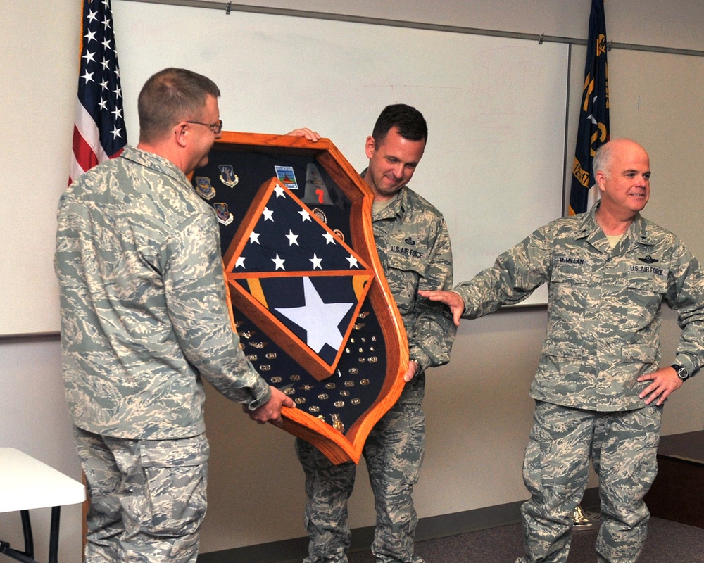 145th Airlift Wing honors former commander of NCANG